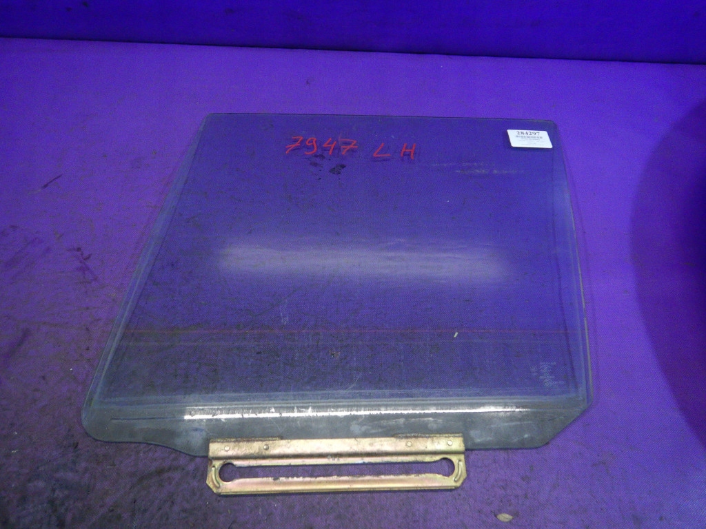 фото №1, Mazda demio 99-07 5d скло дверна лівий задня ліва задня