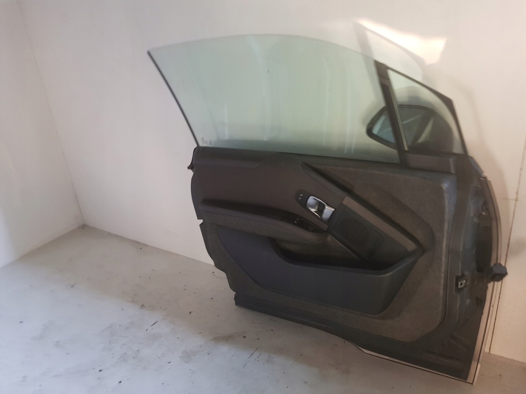 фото №7, Bmw i3 дверь перед левый золотой