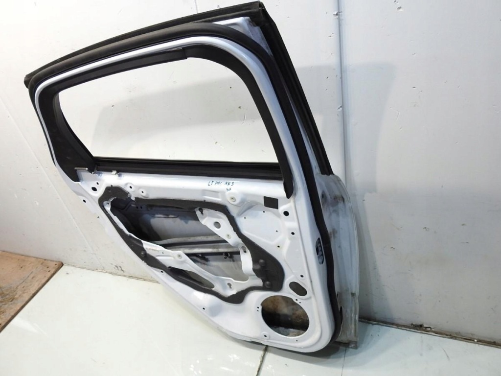 фото №3, Двері лівий задня 5b ford focus mk3