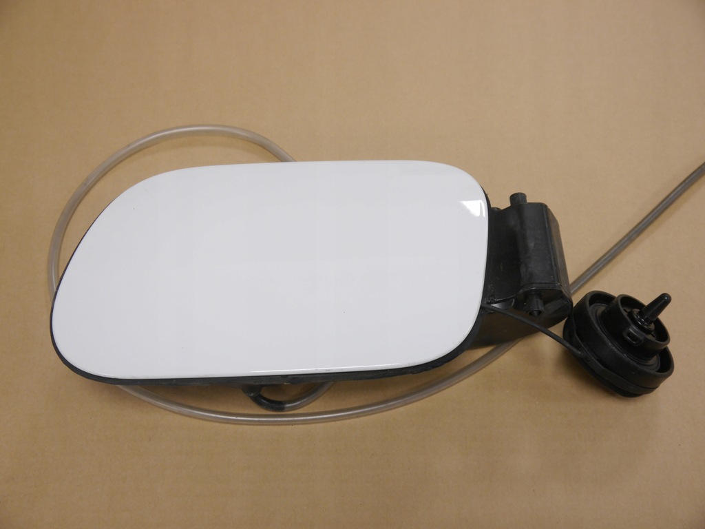 фото №1, Vw touareg крышка заливной топлива 7p6809857