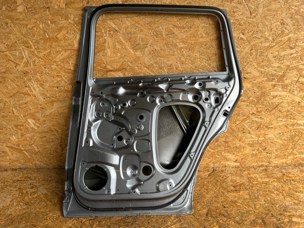 фото №16, Skoda kodiak kodiaq двері задні задня праве