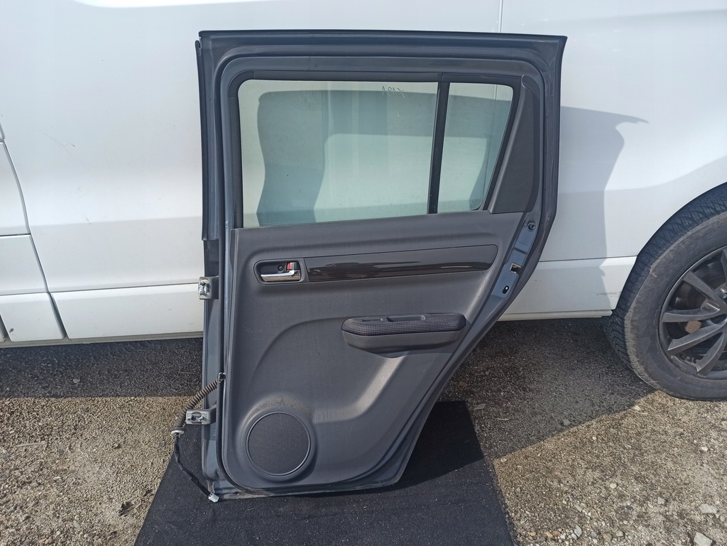 фото №14, Дверь правый задняя полный suzuki swift iv mk6 04-10 zy4