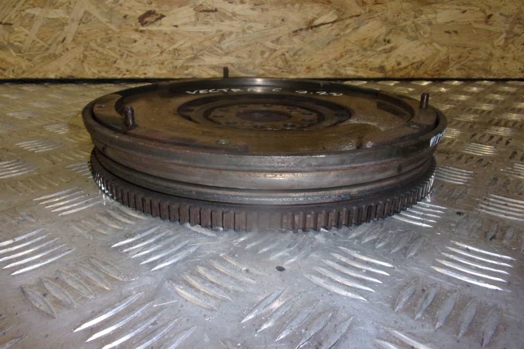 Колесо двухмассовый двухмассовый маховик signum vectra c 2.2 dti 02- Оригинал