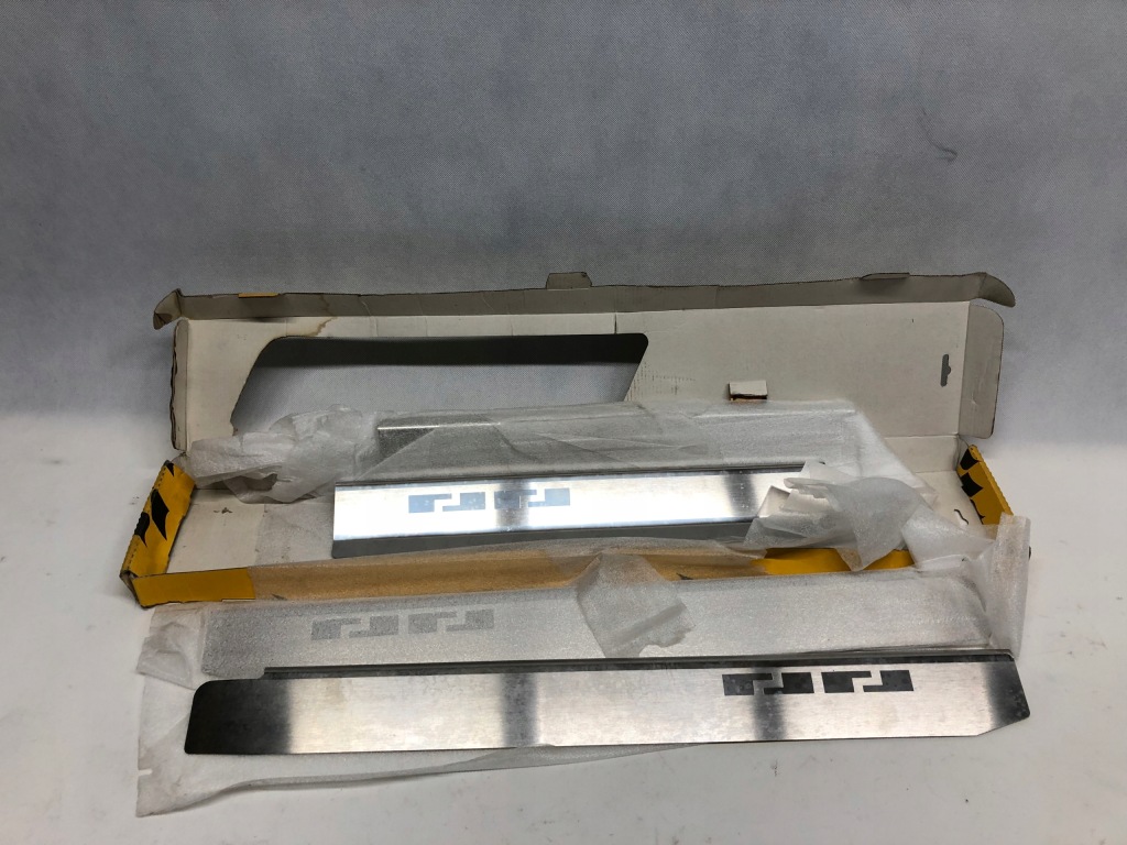 фото №1, Kia carnival 2007- накладки декоративні na пороги хром комплект