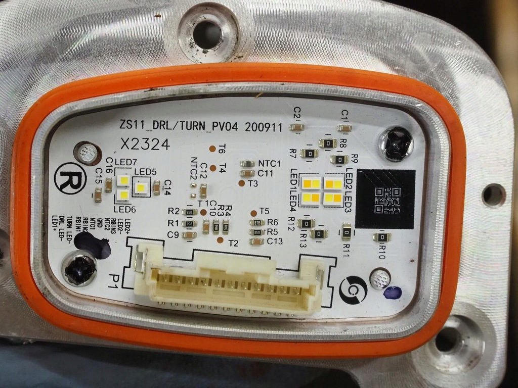 фото №11, Mg zs ev модуль led преобразователь правая сторона поворотник поворотник оригинальный номер