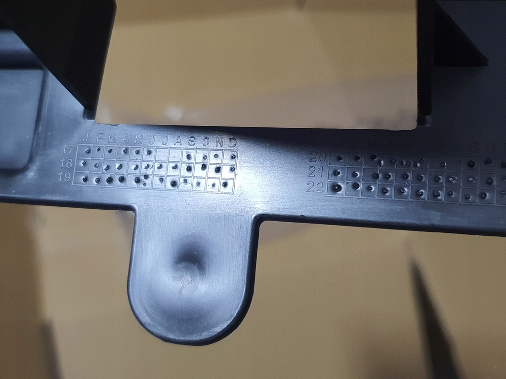 фото №8, Напрямна абсорбер бампера задній задня ford focus mk4