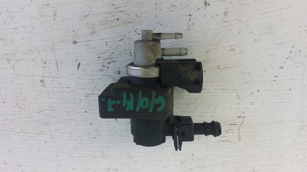 фото №1, Renault scenic ii, megane ii клапан вакуумa 82002704