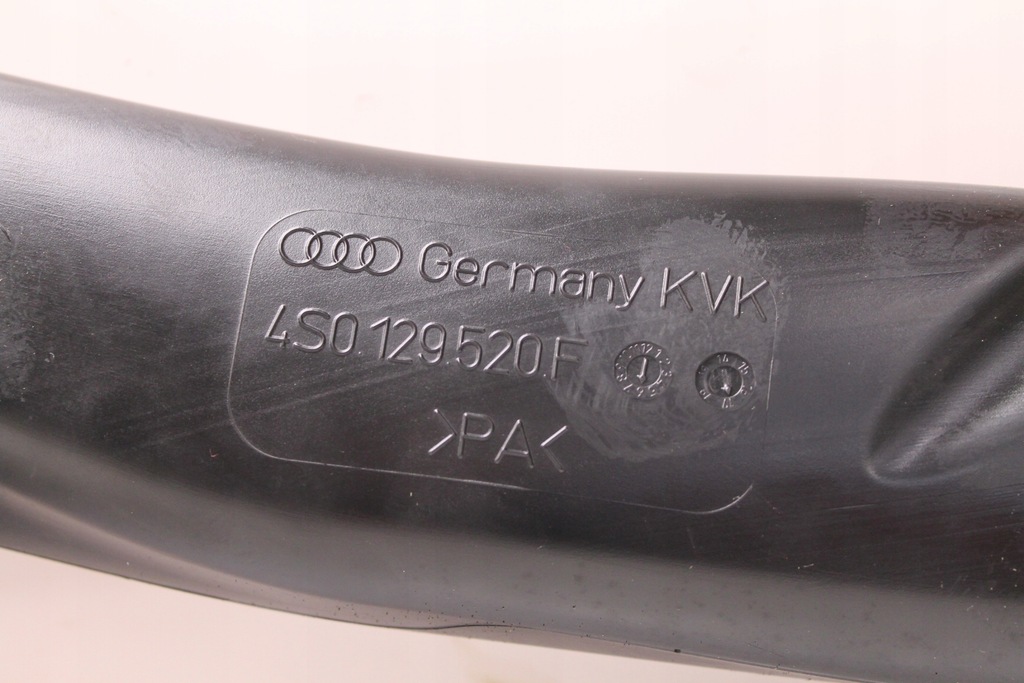 фото №4, Труба повітрозабірник повітря audi r8 4s0129520f 4s0129739