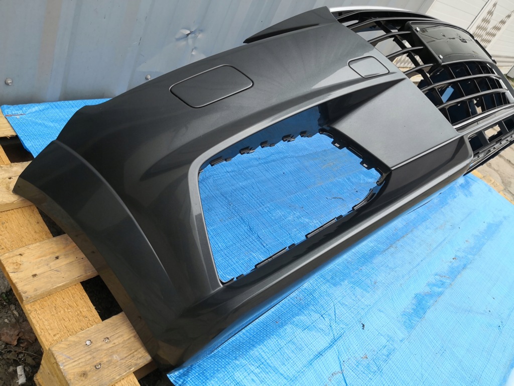 Audi tt 8s0 s-line бампер передній Недорого