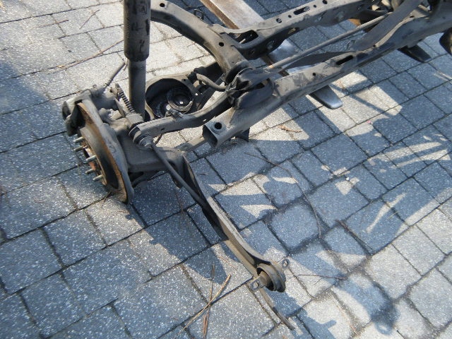 фото №8, Kia niro i 1,6 h 2016- балка oś полный подвеска задняя рычаг поворотный кулак