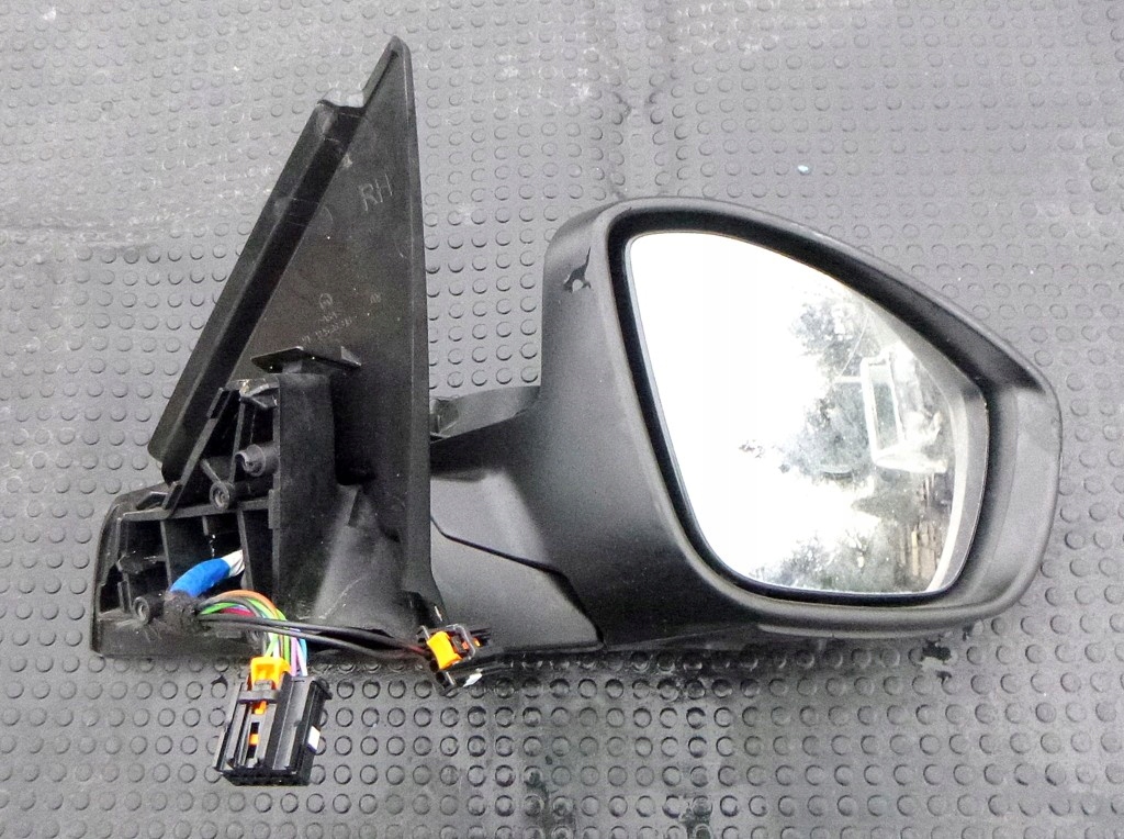 фото №1, Peugeot 208 ii зеркало правое 98260175xt