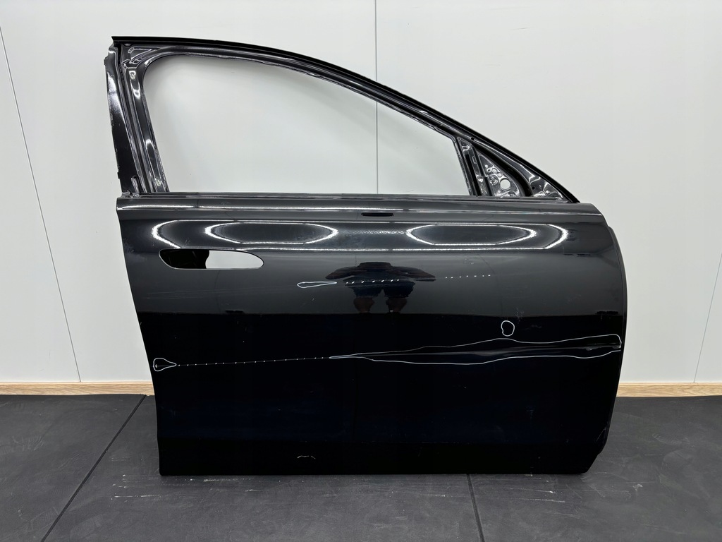 фото №1, Mercedes s-klasa w223 дверь передние правое перед