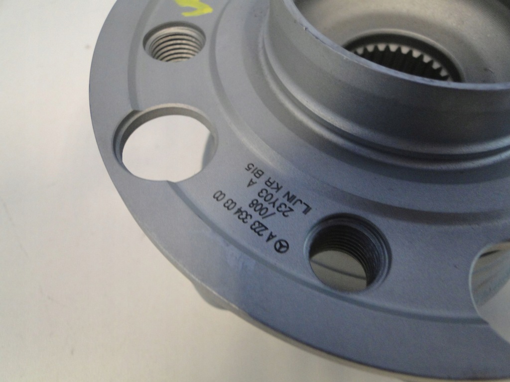 фото №4, Mercedes cle 236 glc 254 ступица передняя левая правая a2233340300 4matic