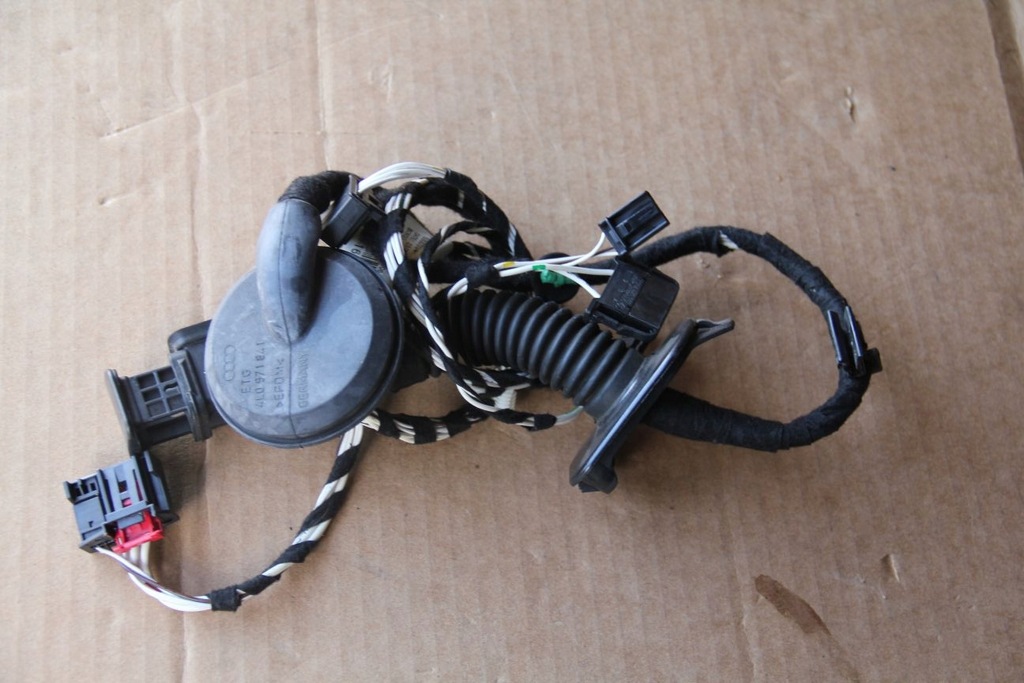 фото №1, Golf sportsvan джгут електропроводка двері правий задня