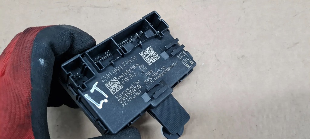 фото №7, S5 8w lift a5 модуль блок управления дверь задняя 4m0959795n a4 b9 8w q7 4m lift