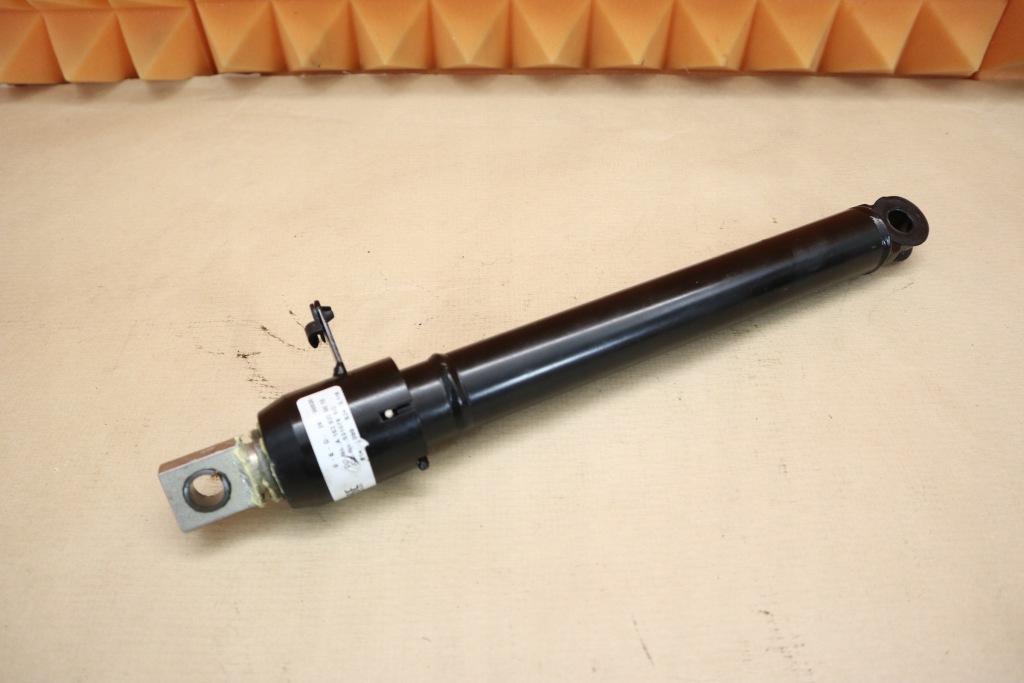 Купити Mercedes ml w163 рестайлінг  привід сидіння задній 1639200010