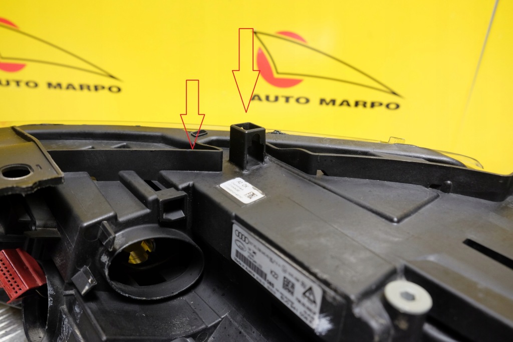 Audi q3 2011-2015 фара фара ксенон led правий америка Ціна