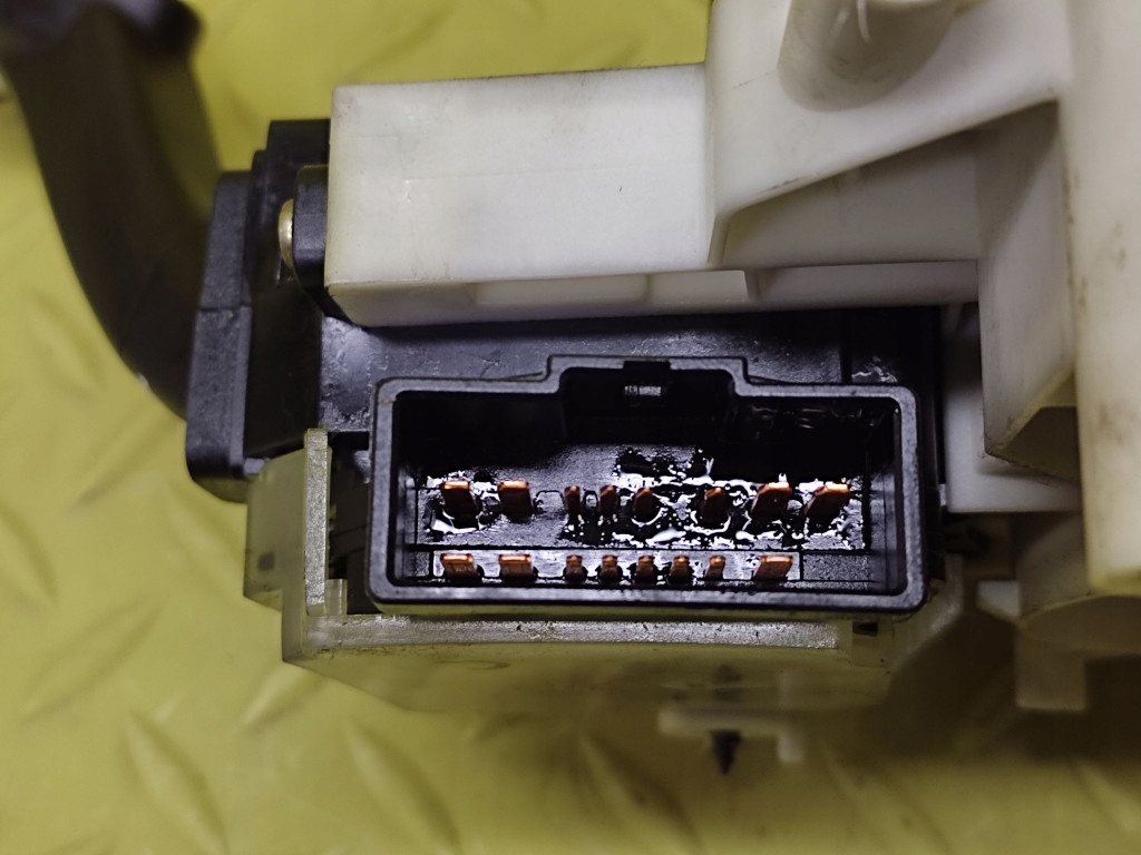 фото №8, Ssangyong actyon переключатель комбинированный