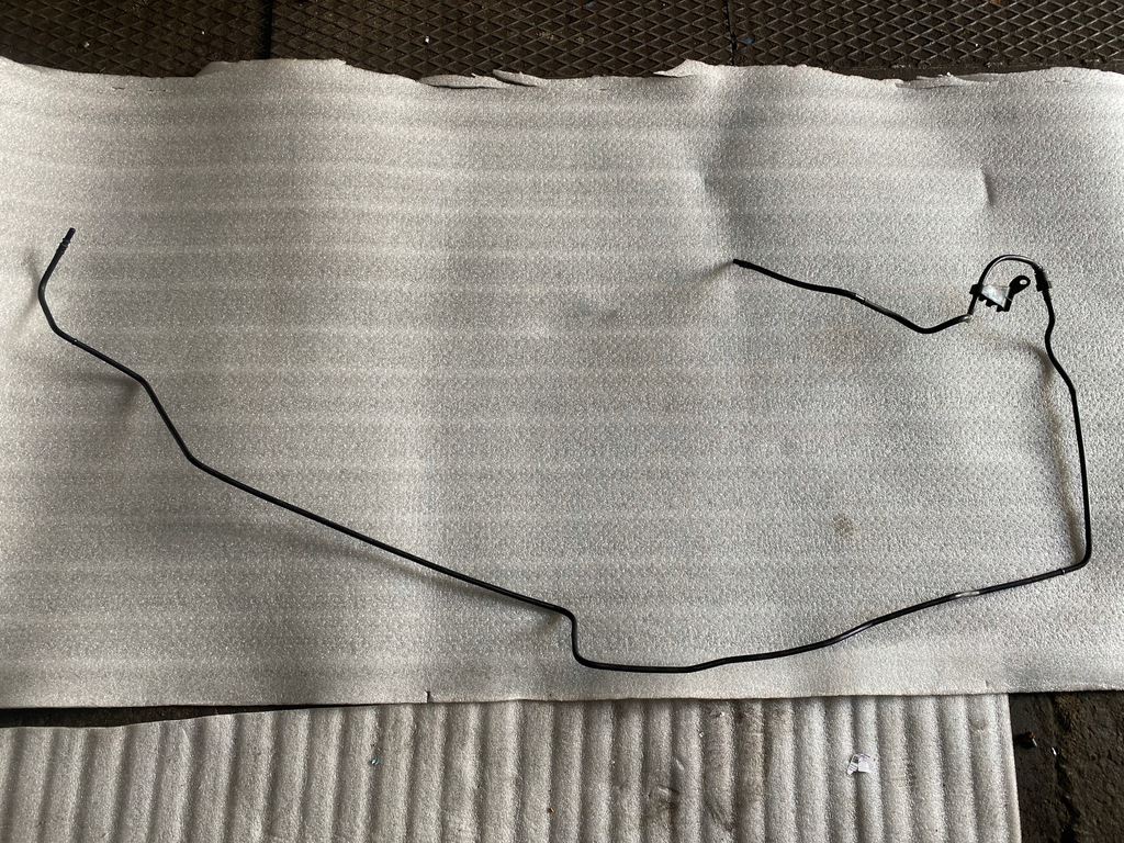 фото №1, Porsche panamera 970 шланг труба wąż 97011035501