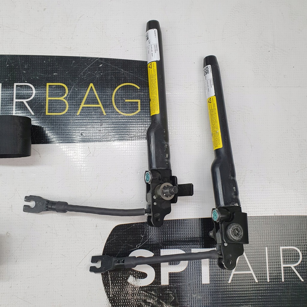 фото №11, Alfa romeo stelvio панель приладів панель приладів консоль подушка безпеки нитка czerwona stare повернення