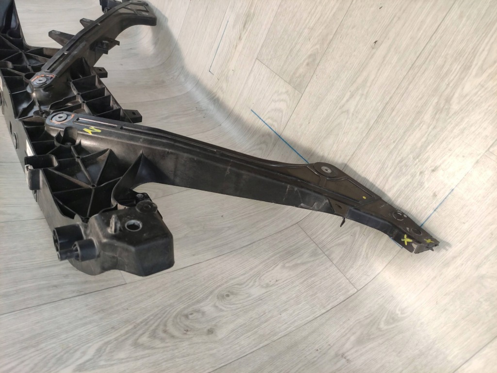 Tesla model y 20- ремінь передній підсилювач передній 149513800b Недорого