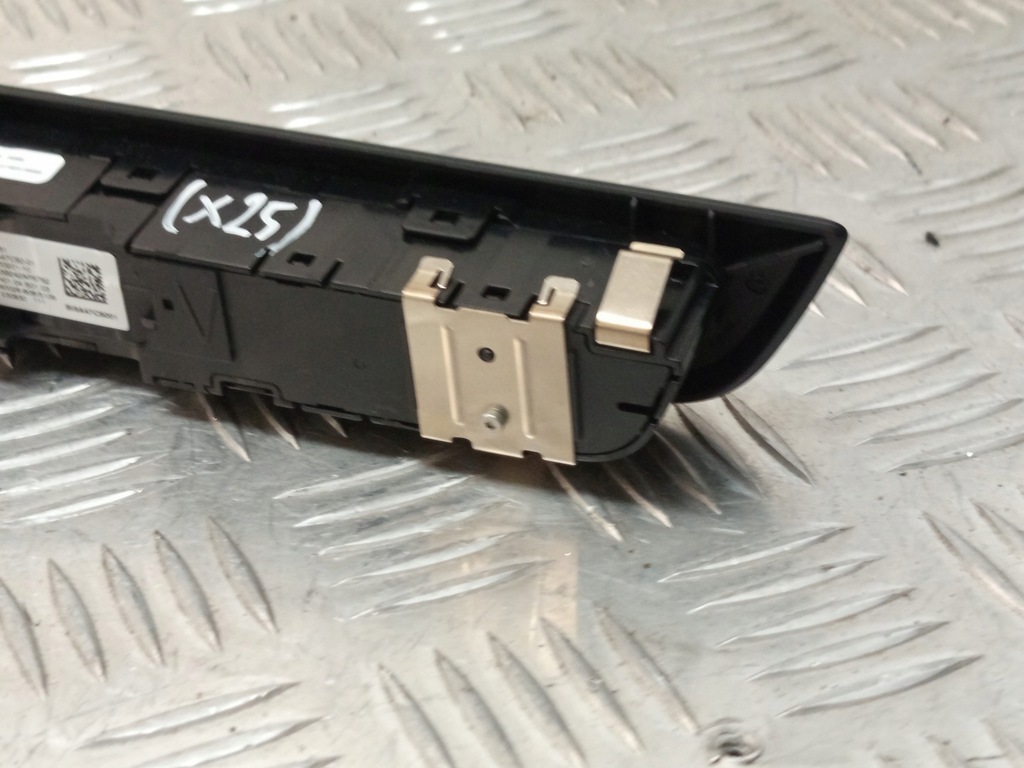 фото №8, Bmw f40 f44 панель управление аудио радио кнопка переключатель 5a47c50