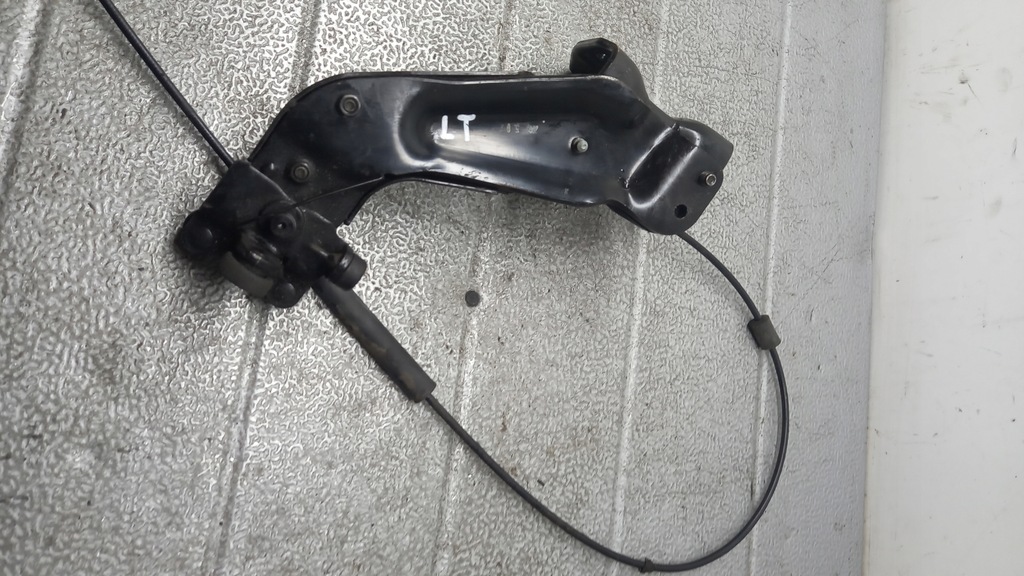 фото №1, Направляющая дверь левый задняя kia carnival 02r ii