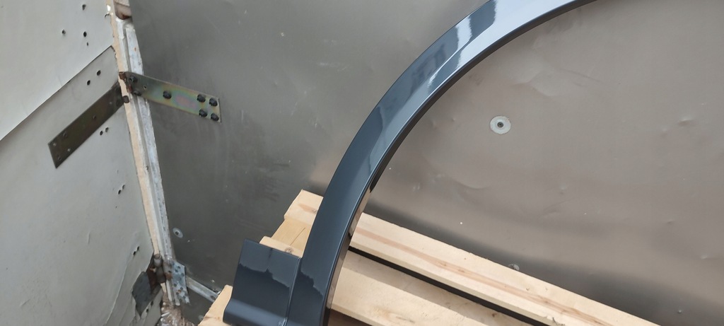 фото №7, Молдинг накладка крила правий перед audi q5 80a fy s-line sline lz7s