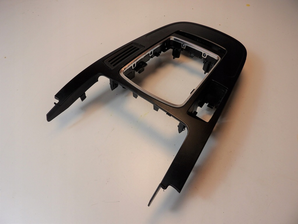 фото №6, Audi a5 coupe рамка тунель середнього