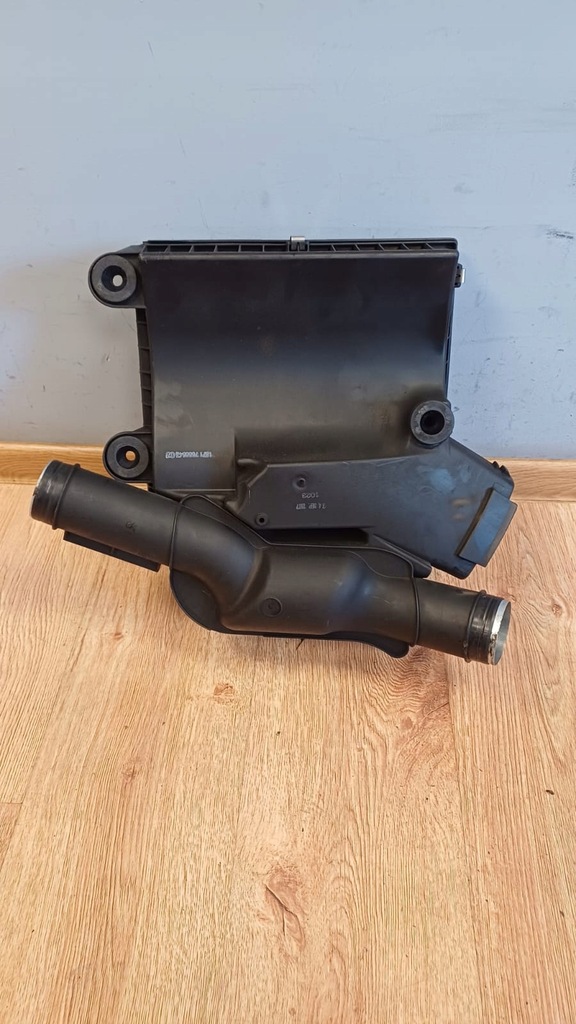 фото №5, Bmw e92 e93 корпус фильтра воздуха 7556547