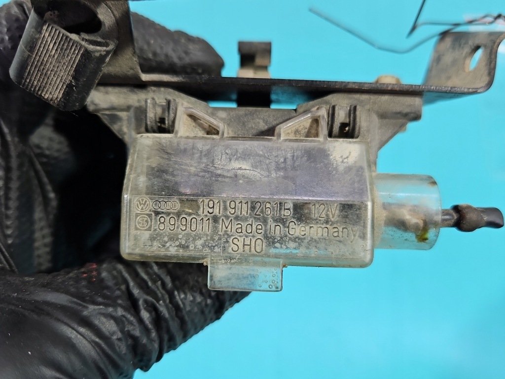 Реле свічка розжарювання vw caddy 2 191911261b 899011 Зі Шроту