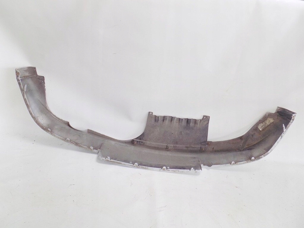 фото №7, Bmw 1 e87 2.0d 04-13 накладка бампер задня dół