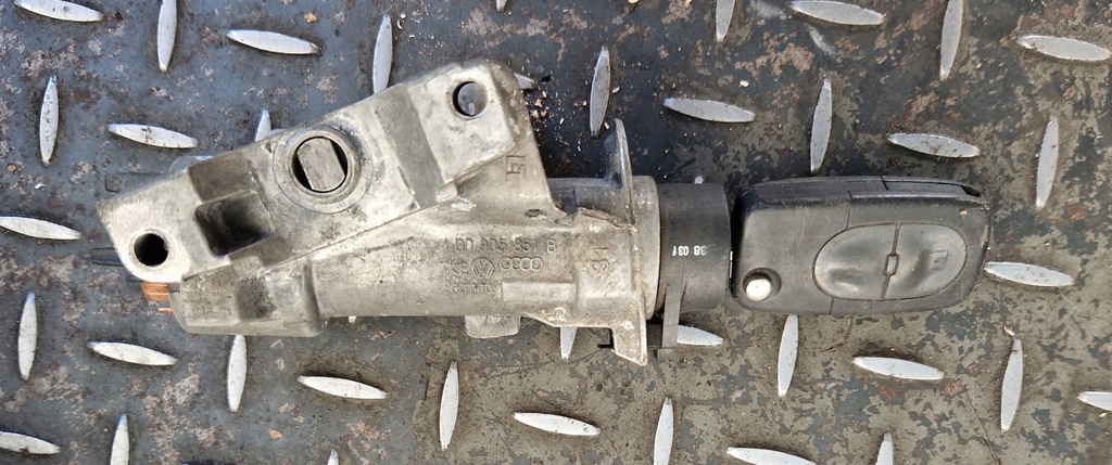 фото №1, Замок запалювання з ключ audi a6 c5