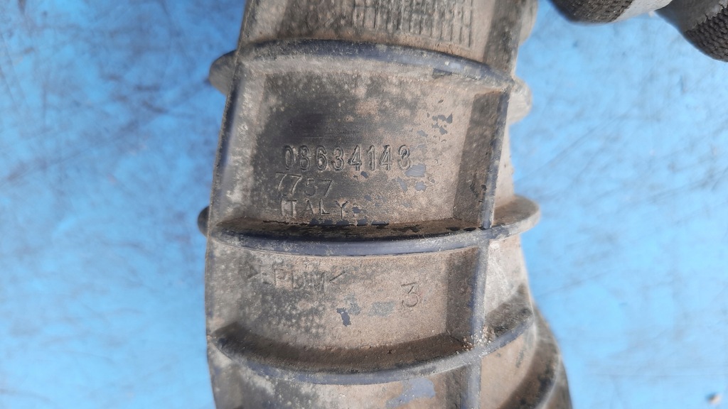 фото №4, Труба воздухозаборник volvo xc90 2.4 d5 08634143