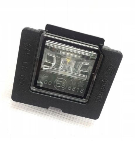 фото №1, Mercedes e w238 213 лампа освещение номерного знака