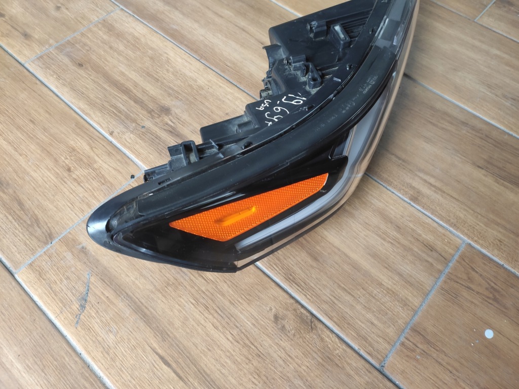 фото №1, Лампа drl led hyundai santa fe iv правая 208s2000 usa