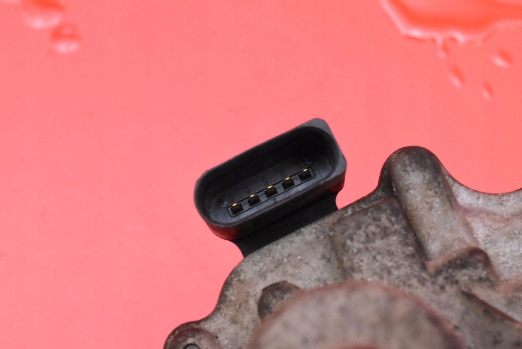 фото №9, Радіатор вихлопних газів 04l131512ag seat toledo 4 iv 1.6 tdi 105 km 12-20