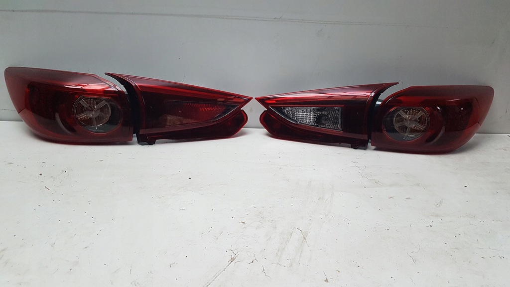 фото №1, Лампа задня крила кришка led mazda 3 bm lift