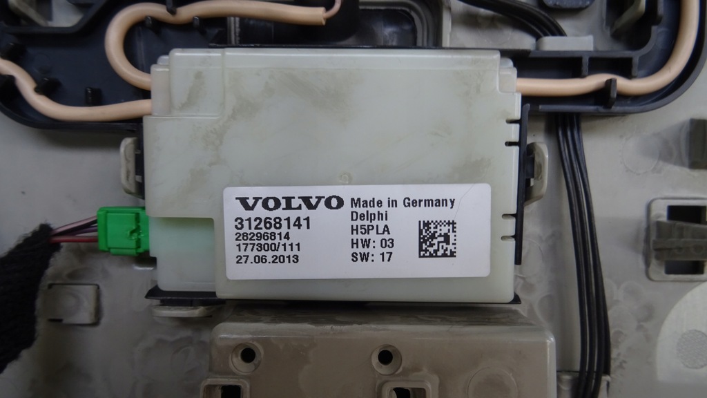 фото №3, Лампа освітлення салону volvo оригінальний номер 31268141