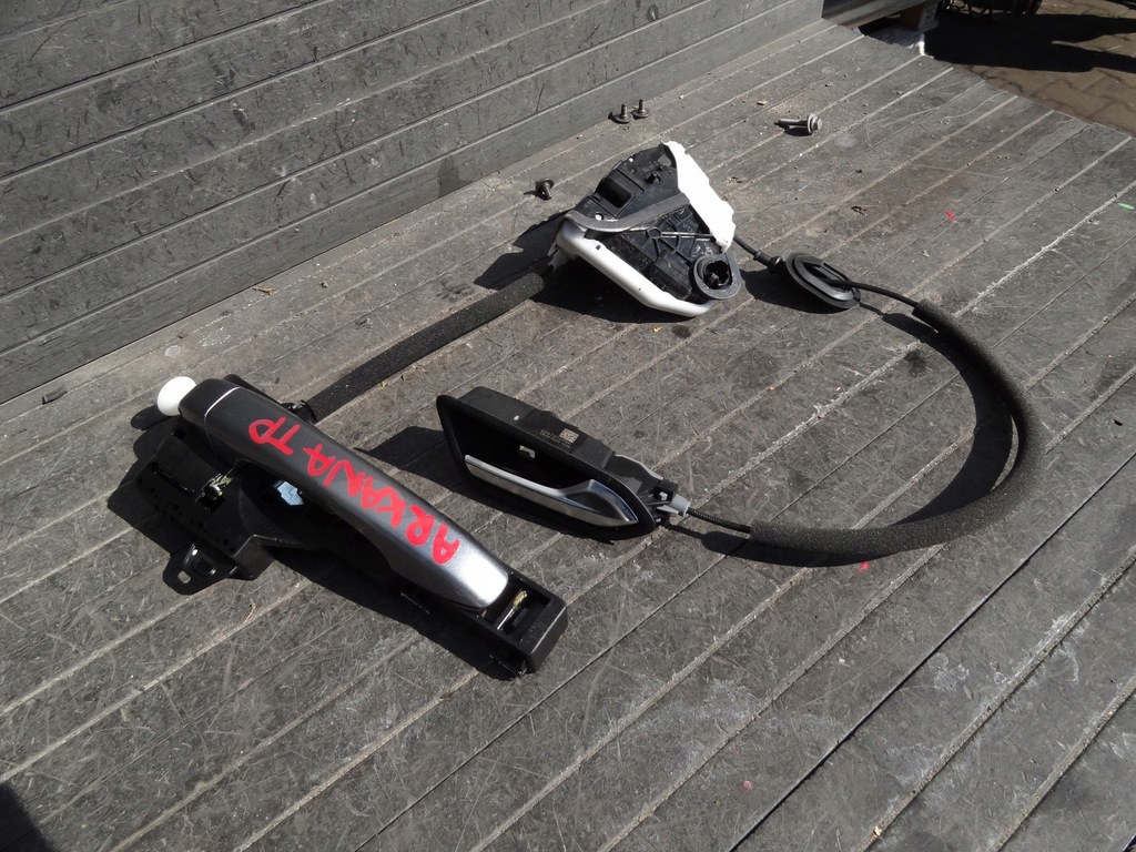 фото №1, Renault arkana 2022 ручка замок дверь правый задняя оригинал