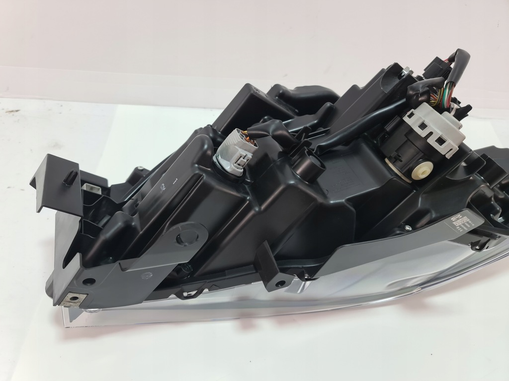 фото №12, Mazda cx5 2 ii lift 22- full led лампа левая передняя фара левый перед