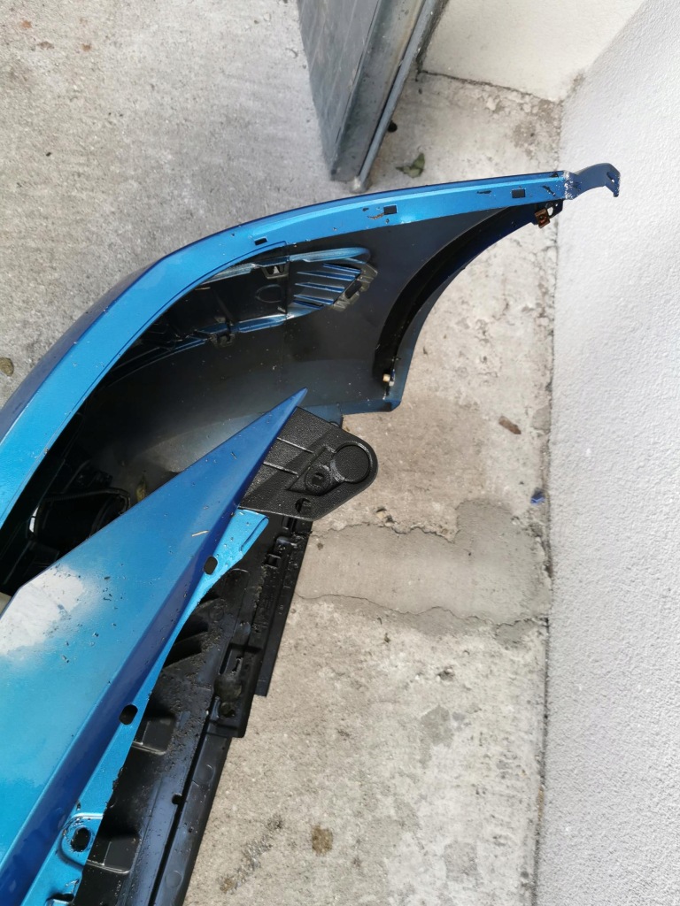 Бампер передний kompletny renault megane ii 02-05 в Украине