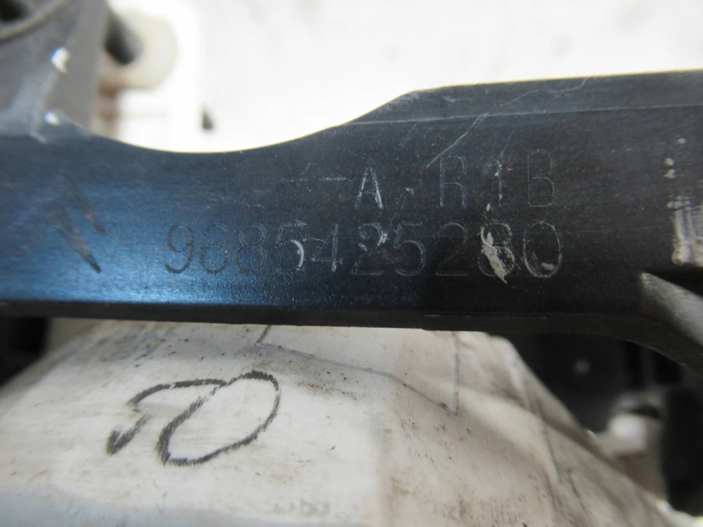 фото №3, Противотуманная фара левый citroen c3 ii 09-