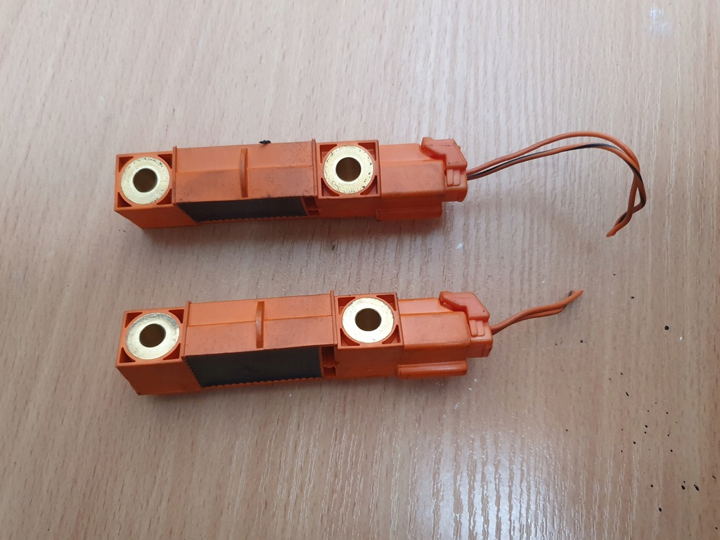 фото №9, Датчик ударный volvo xc90 i 8651755 54 4 szt