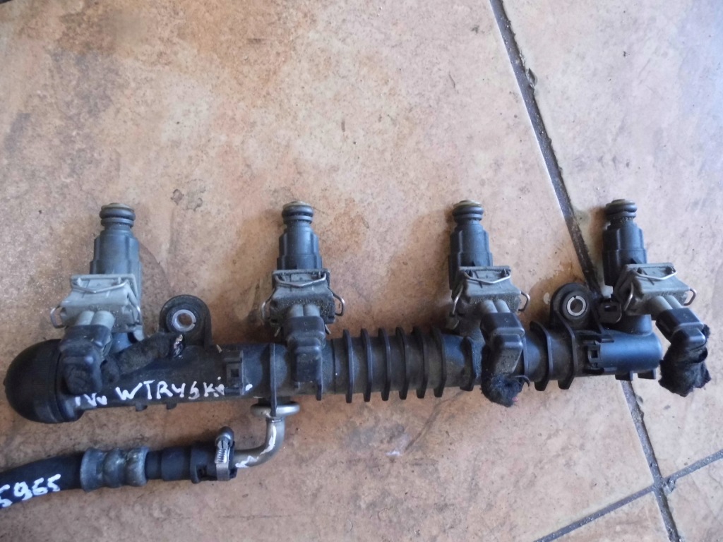 Opel agila a 1.2b 02' молдинг впрыскная форсунки 0280151076 Недорого