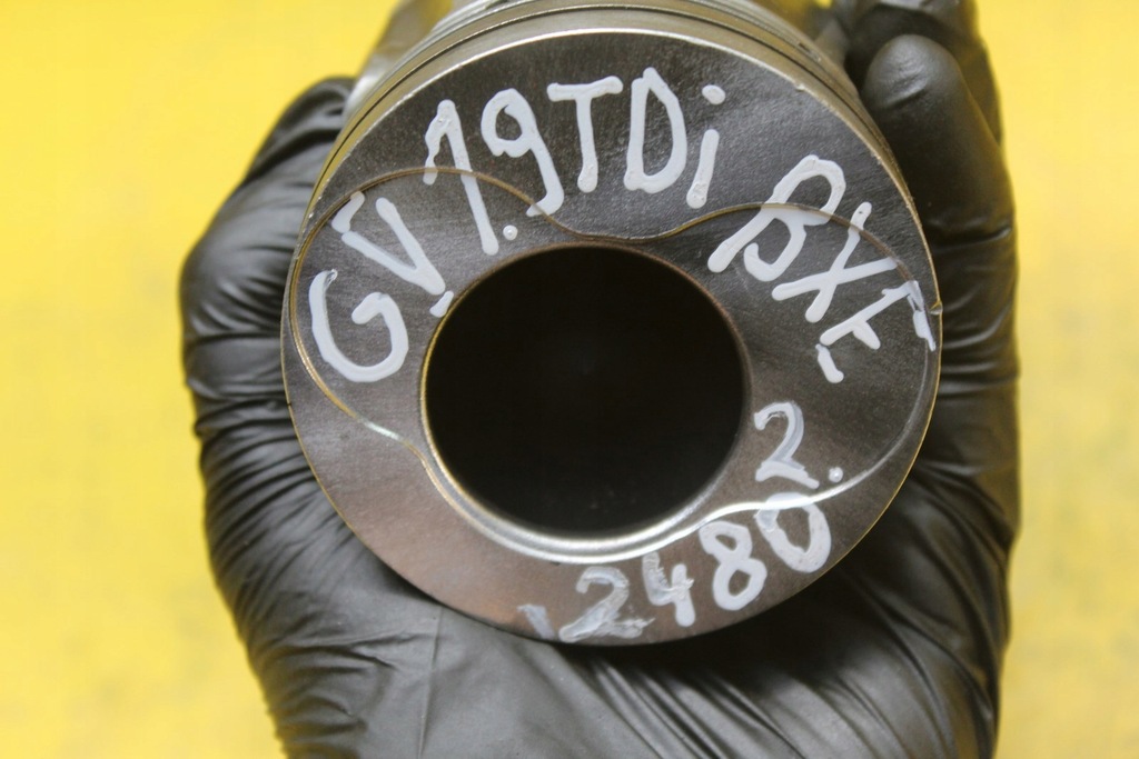 фото №13, Поршень шатун шатун vw golf v 1.9 tdi bxe 038g