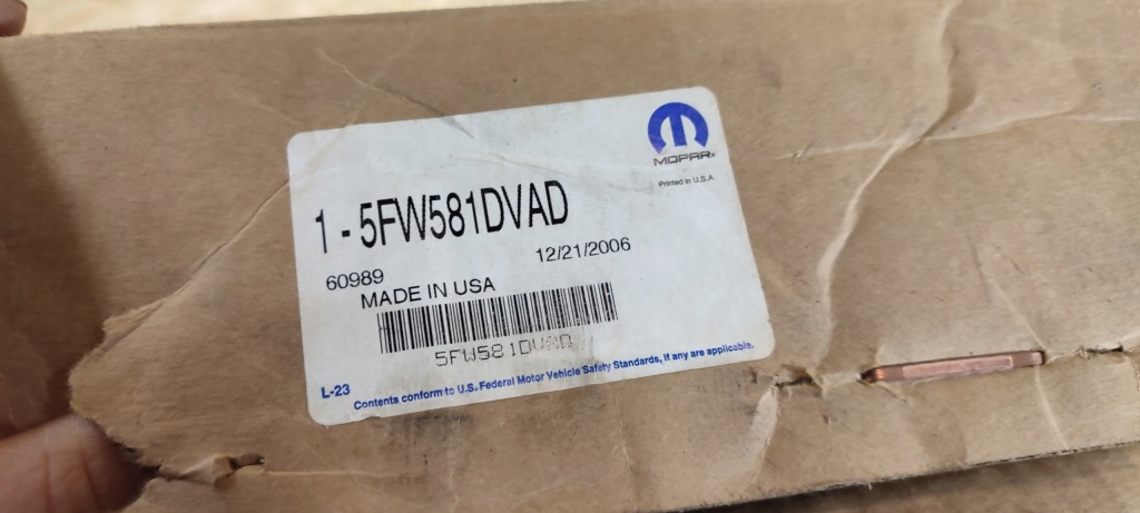 фото №8, Jeep grand cherokee 02-04 подлокотник 1-5fw581dvad