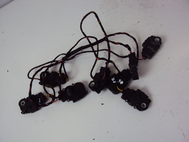 фото №1, Двигатели отопителя audi q5 8r