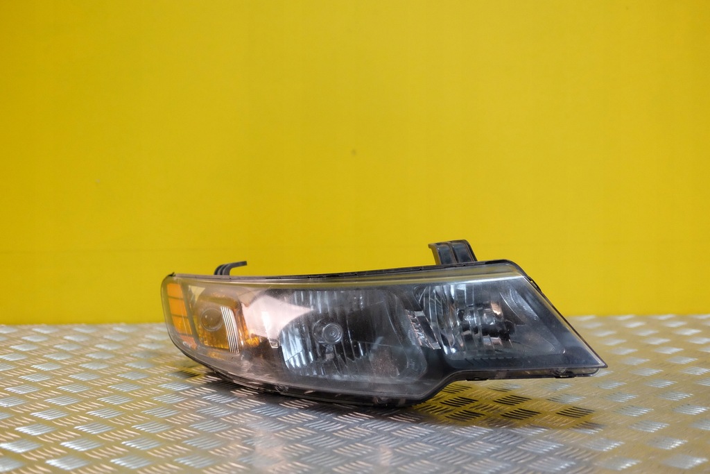 фото №1, Kia cerato forte 2010-2013 фара лампа r usa