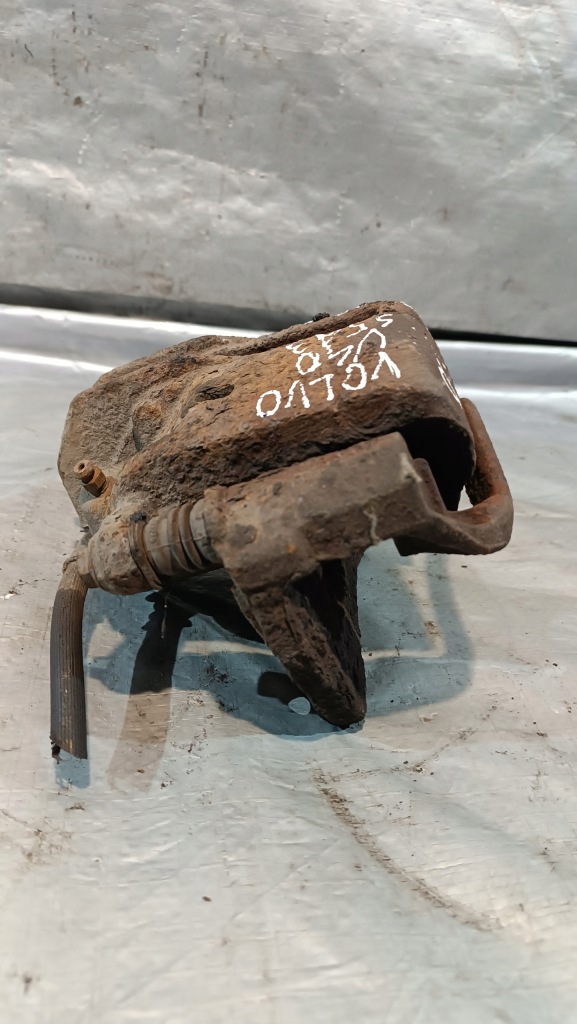 фото №4, Супорт гальмівний volvo v40 правий перед 1.9d lift